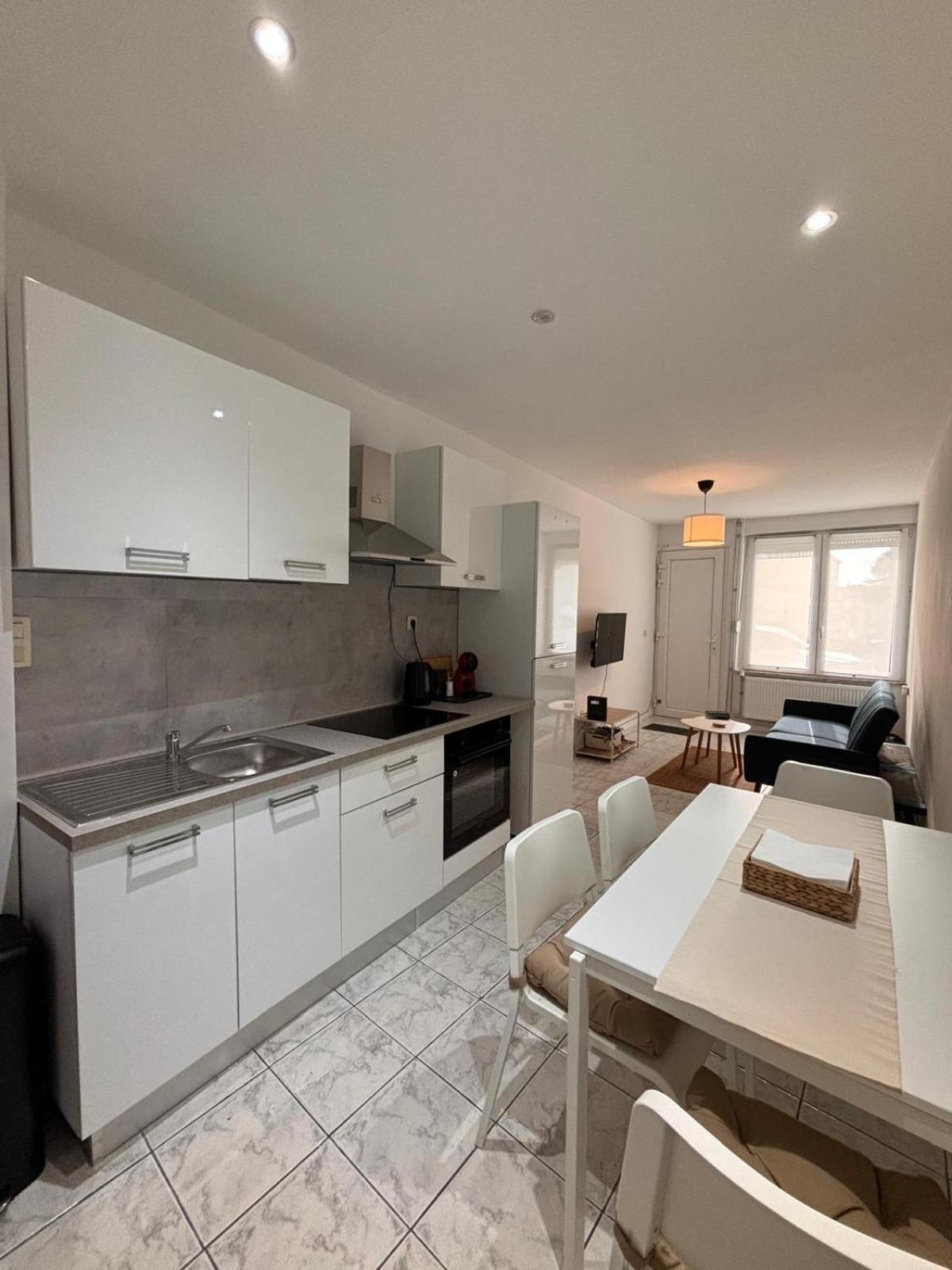 Apartamento Le Pic De Pierreuse Lieja Exterior foto